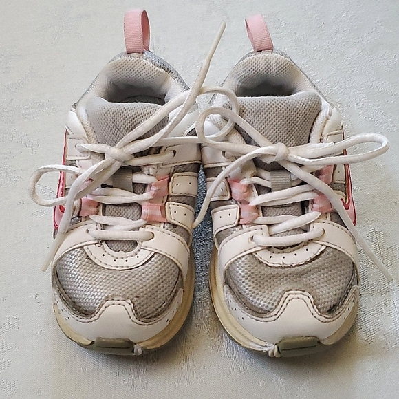 Nike White & Pink Sneakers Baby Girl Size 5C (See description) - Picture 5 of 8
